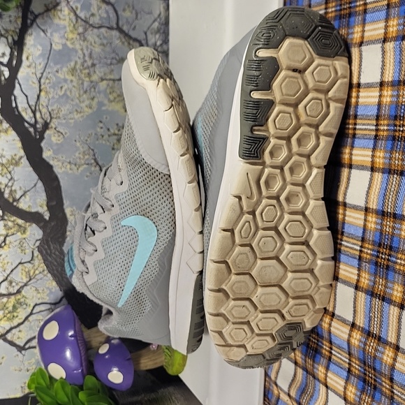 Women's Nike Flex RN4 - Picture 3 of 4